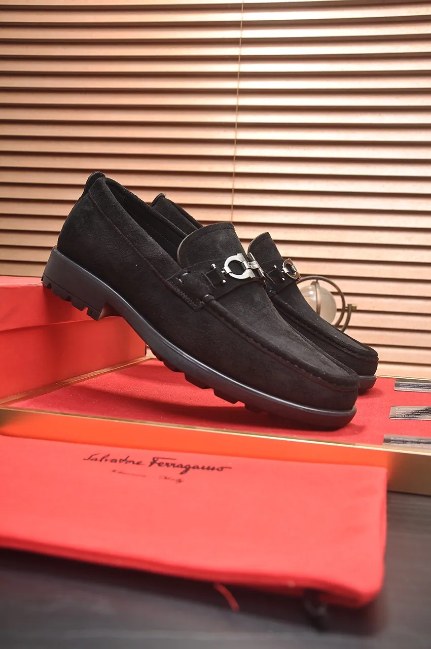 Men's shoes 💰560💶[Ferragamo/Ferragamu] (high-end Niuli) New 🍀 Ferragamo* - top version Ferragamo's classic formal leather shoes! Made of imported original cowhide, the inner top layer is comfortable cowhide lining! Original wear-resistant rubber outsole! High quality products! Code number 38-45 (45 customized)